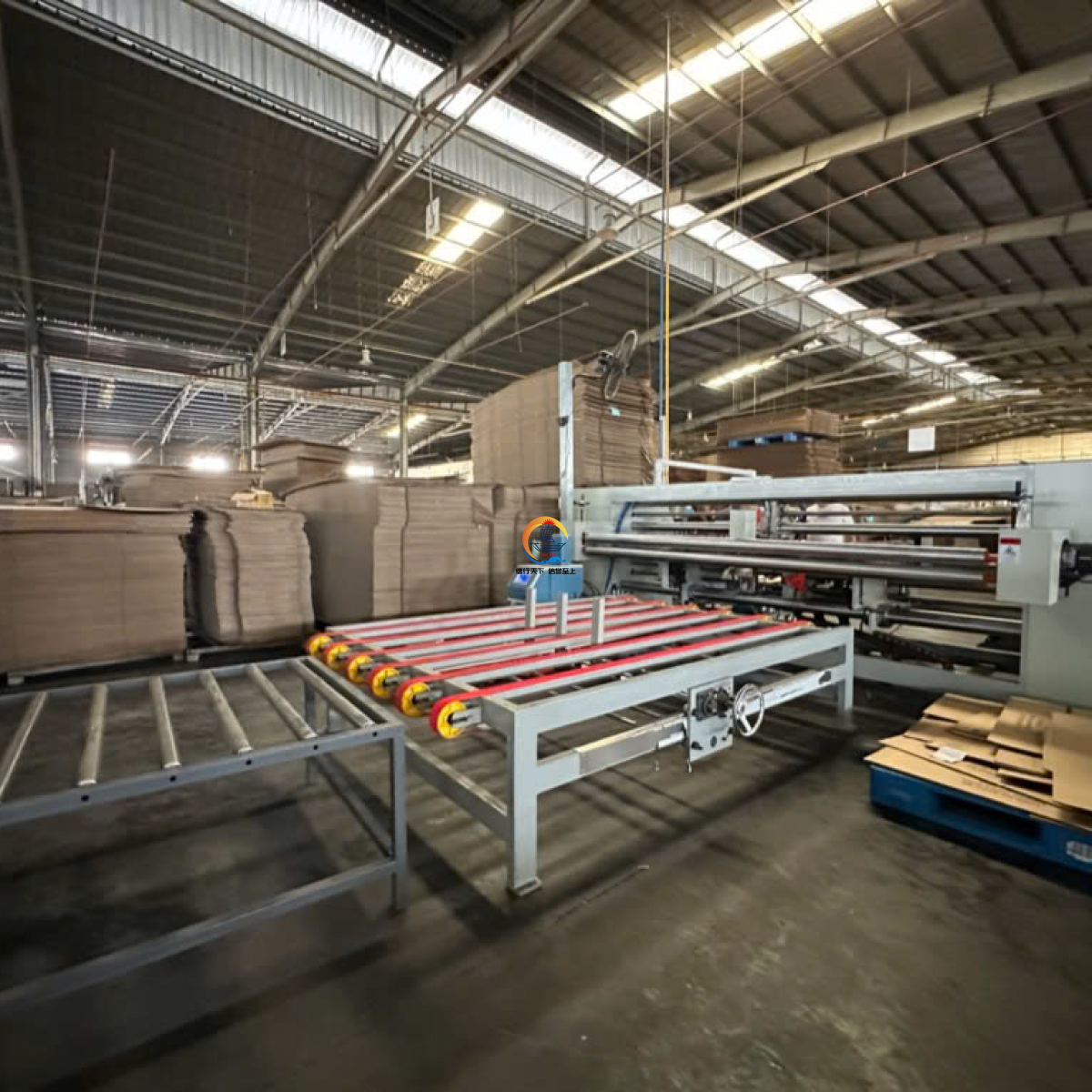 MÁY DÁN THÙNG CARTON 2 MẢNH